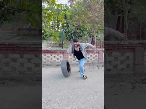 Chunnu ne munnu Tyre 🛞 gayab kar diya #comedy #funny #cutebaby #shortsfeed #viralvideo