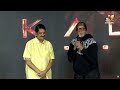 అశ్వనీ దత్ కాళ్ళు మొక్కిన అమితాబ్ బచ్చన్ | Amitabh Bachchan Touched Ashwini Dutt Feet | Indiaglitz  - 01:55 min - News - Video
