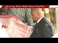 Governor Narasimhan Shopping  in Delhi for his wife