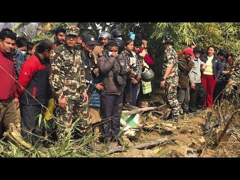 Queda de avião no Nepal faz mais de 30 mortos