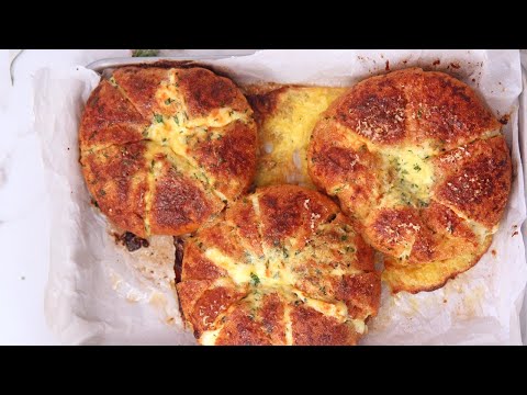 Korean Cheesy Garlic Bread