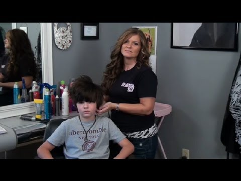 Детето ја доби најлошата фризура во животот во „Како се прави…“ видео