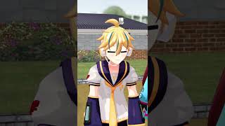 Len tiene el extraño don de atraer a las chicas curiosas #vocaloid