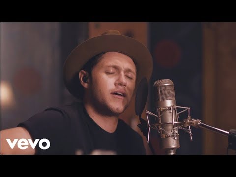 Niall Horan - Slow Hands (Acoustic)