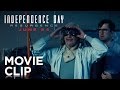 Button to run clip #12 of 'Independence Day: Resurgence'