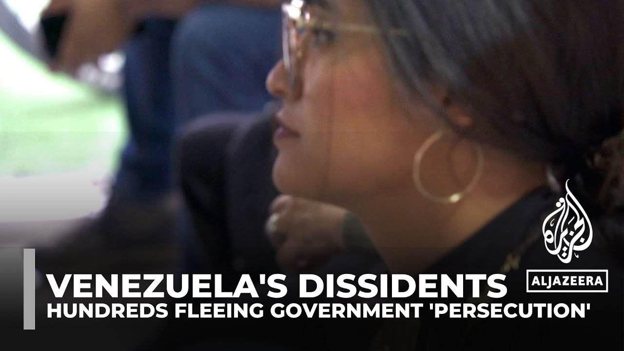 Venezuela's political dissidents: Hundreds fleeing government 'persecution'