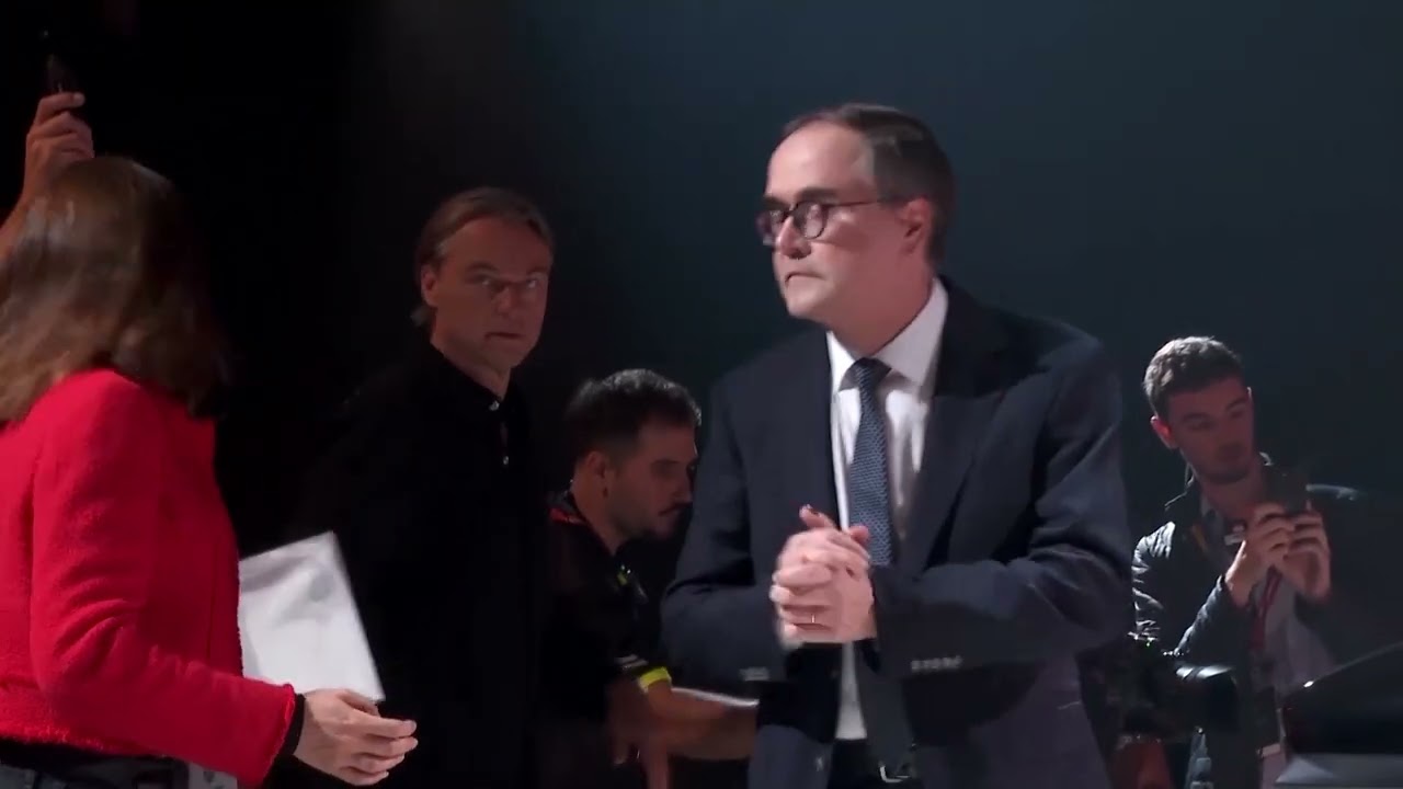 Renault's new SUV helps it beat third-quarter sales forecast | REUTERS