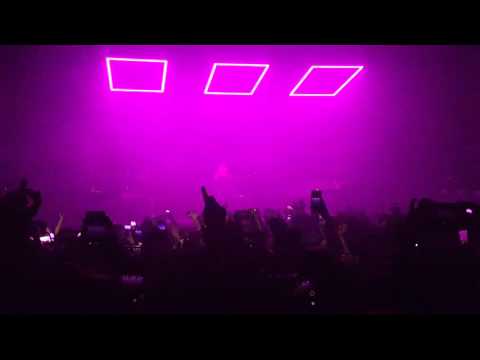 The 1975 - Love Me Live @ Brixton O2 Academy