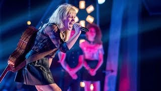 Beth McCarthy performs &#39;Teenage Dirtbag&#39; - The Voice UK 2014: The Knockouts - BBC One