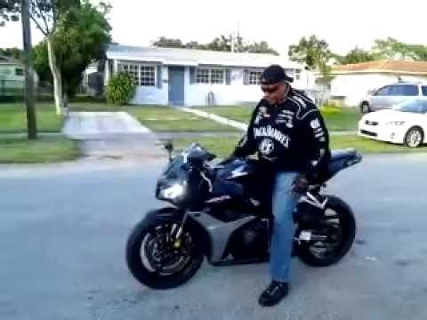 Tricked out honda cbr 600