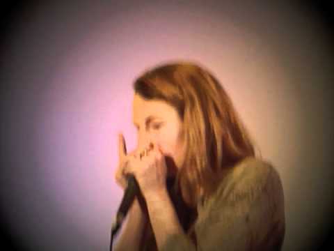 Beatbox & Harmonica -   Julia Dales