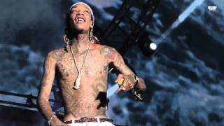 Wiz Khalifa Performs &#39;See You Again&#39; Live At Cali Christmas 2015