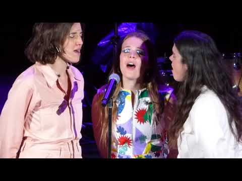 3/3 Maggie Rogers -
