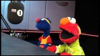 Elmo, Grover & Greg James sing Call Me Maybe!