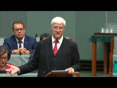 Bob Katter: we need a Royal Commission into the banks now
