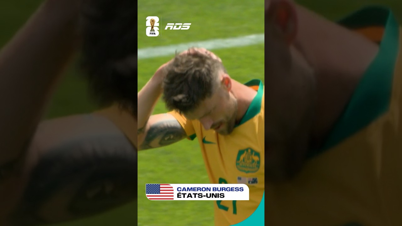 OH NON! Cameron Burgess marque dans son propre but! 😬#FIFAWORLDCUP2026