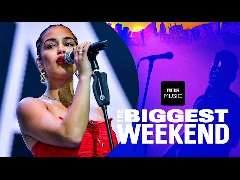 Jorja Smith - Blue Lights (The Biggest Weekend)