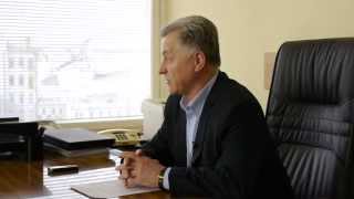 Антон Васильевич Романов: Воровство у будущего