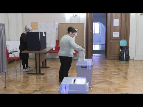 Voting starts in Prague on second day of Czech parliamentary election | AFP