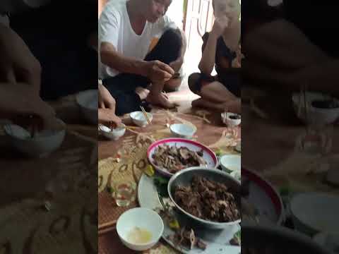 lên bàn nhậu thôi mọi người