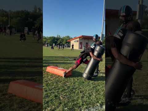 WHICH REP WAS BETTER, 1 OR 2? LINEBACKERS TAP IN # #linebacker #technique #shorts #football #yt