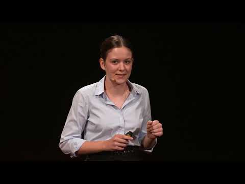 Czytasz wiadomości? Włącz myślenie. | Maria Ptaszek | TEDxKids@AcademyInternational