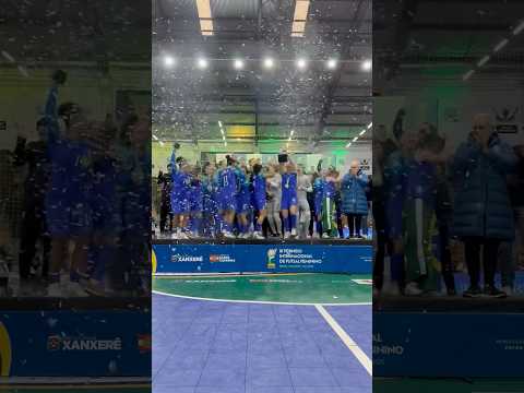 A SELEÇÃO FEMININA É CAMPEÃ DO TORNEIO INTERNACIONAL DE XANXERÊ APÓS VENCER A COLÔMBIA POR 2 A 0