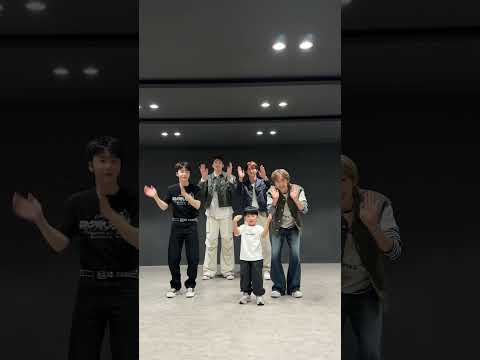 벌써부터 완성형 아이돌 아인이와  #겁쟁이 탈출 🫨