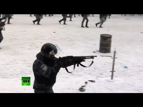 Битва за Киев: милиция пытается усмирить демонстрантов