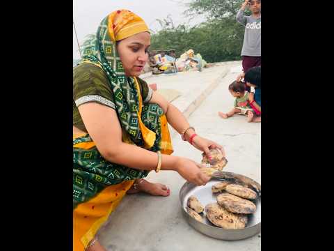 गाँव में बनाया दाल वटी चूरमा पहली बार #shorts #villagelife #villagerlifestyle #food