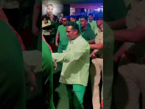 #salmankhan #aishwarya #beingsalmankhan #salmankhanfans #bollywood #megastar #shorts #shortvideo