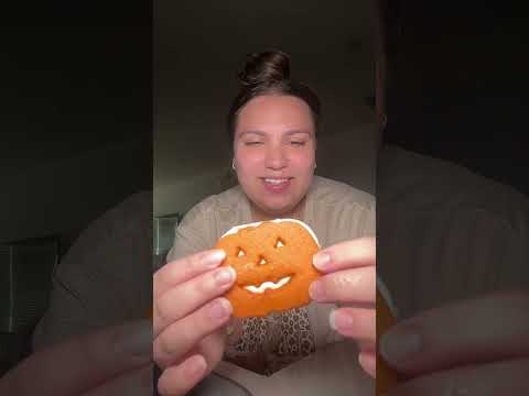 pumpkin cookie ice cream sandwiches #shorts #pumpkin #icecream #food #foodreview #target #foodie