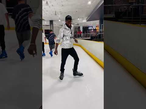 Hade Boss on Skates 😤⛸️🔥 #RobotBoii #HadeBossChallenge #Amapiano #Dance