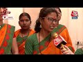Lucknow: लखपति दीदी बनने की उम्मीद में महिलाएं, खास साड़ी पहनकर PM Modi को किया धन्यवाद | Aaj Tak  - 05:48 min - News - Video