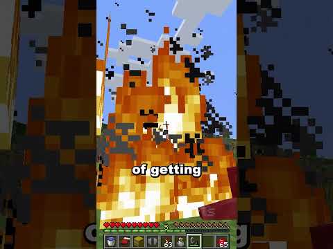 what is the best way to clutch? (999+ iq) #minecraft #shorts thumbnail