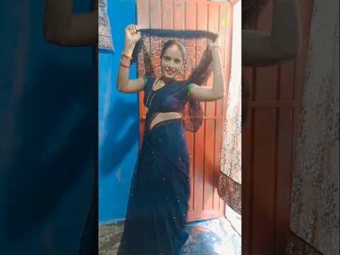 खेतों के पसंद करत ब्यूटीफुल दुल्हनियां