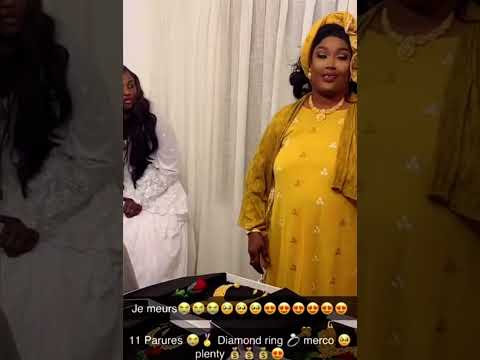 Warougar royal de MIA GUISSE 7 parures en Or et diamants plus une clé Mercedes