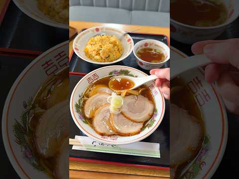 102歳の料理人ふくばあちゃんが働くラーメン屋🍜 #japanesefood