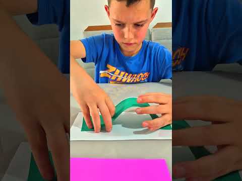 O SURFISTA PEGANDO ONDA!#shorts