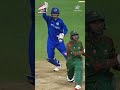 #AFGvBAN: 𝐒𝐔𝐏𝐄𝐑 𝟖 | Back to back wickets for Rashid Khan | #T20WorldCupOnStar  - 00:31 min - News - Video