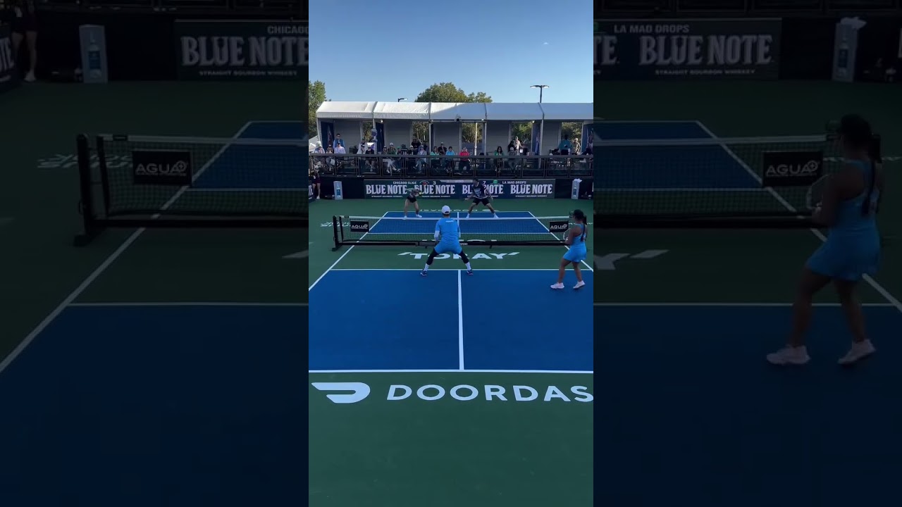 He’s playing one versus two and still dominated 😳......🎥:@MajorLeaguePickleball #propickleball