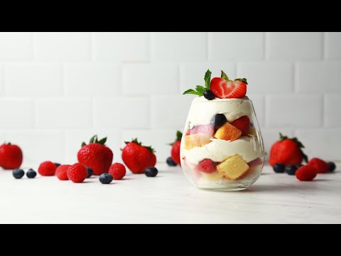Mini Berry Cheesecake Trifles // Presented by BuzzFeed & GEICIO