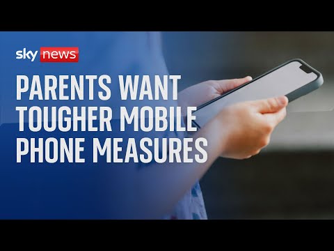 Bereaved families and MPs call for tougher measures on mobile phones for under-16s