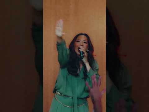 O céu vai falar ao seu coração! 🙏✨No dia 28/10, chega “Teu Silêncio”, o novo clipe da Jozyanne O céu vai falar ao seu coração! 🙏✨No dia 28/10, chega “Teu Silêncio”, o novo clipe da Jozyanne
