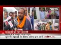 Uttarkashi Tunnel Rescue: मजदूरों की घर वापसी, परिजनों से मिलकर दिखे बेहद खुश  - 02:21 min - News - Video
