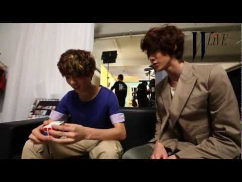 LU HAN solving a Rubik's Cube