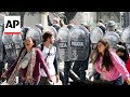 Protesters in Argentina try to block central avenue, face police repression