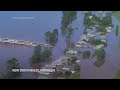 Thousands evacuated from Australia floods devastation