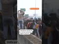 India: police fire tear gas on farmers demanding higher crop prices | REUTERS  - 00:27 min - News - Video