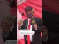 Camera operator dons Trump outfit on Cannes red carpet  - 00:37 min - News - Video